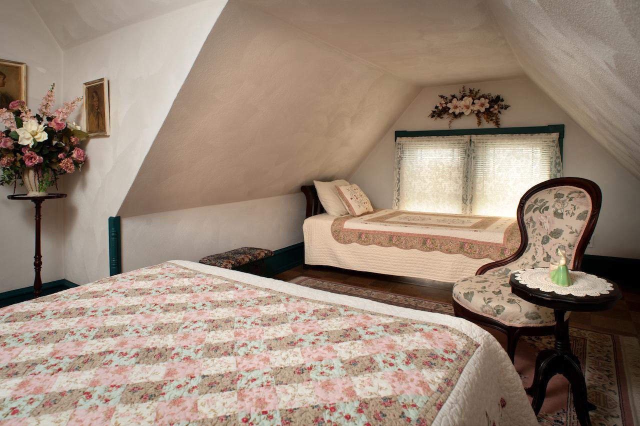 The Historic Morris Harvey House Bed & Breakfast Fayetteville Phòng bức ảnh
