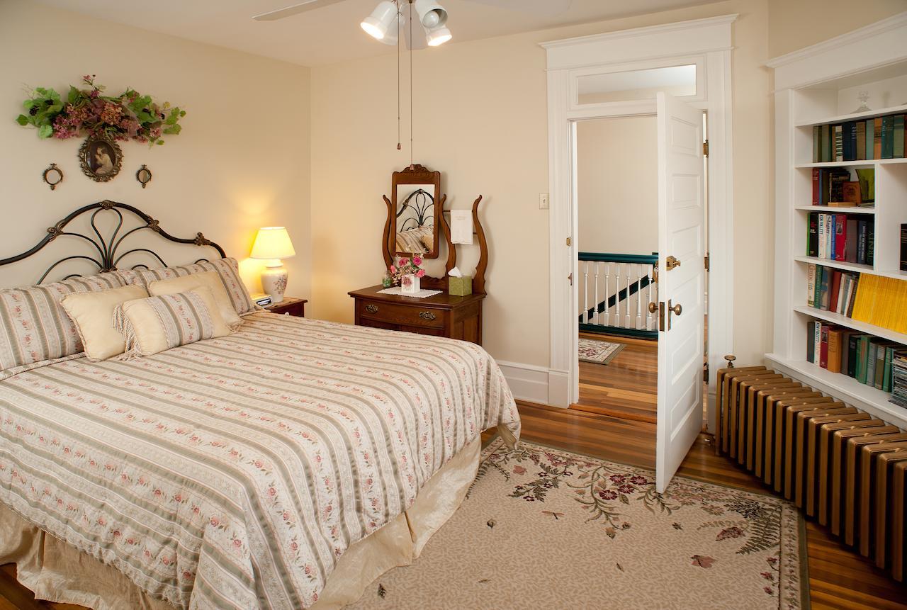 The Historic Morris Harvey House Bed & Breakfast Fayetteville Phòng bức ảnh