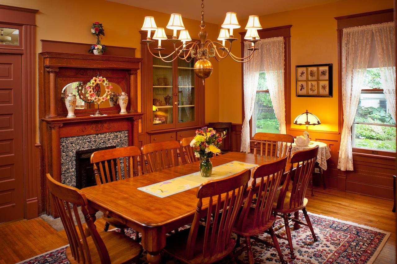 The Historic Morris Harvey House Bed & Breakfast Fayetteville Ngoại thất bức ảnh